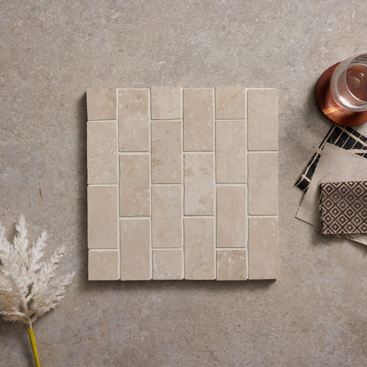Noosa Light Cross Cut Tumbled Edge Mosaic - Image 3